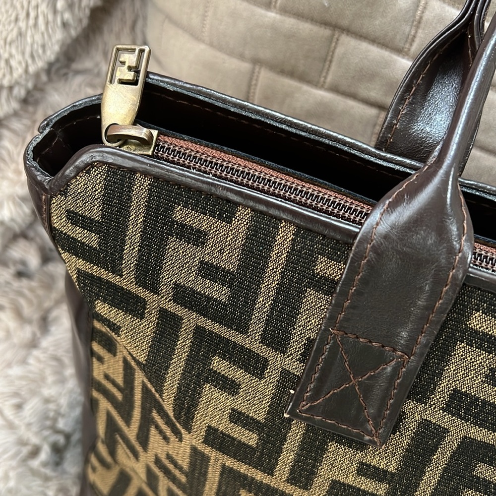 FENDI Vintage Zucca print TOTE in great condition - Picture 6 of 17